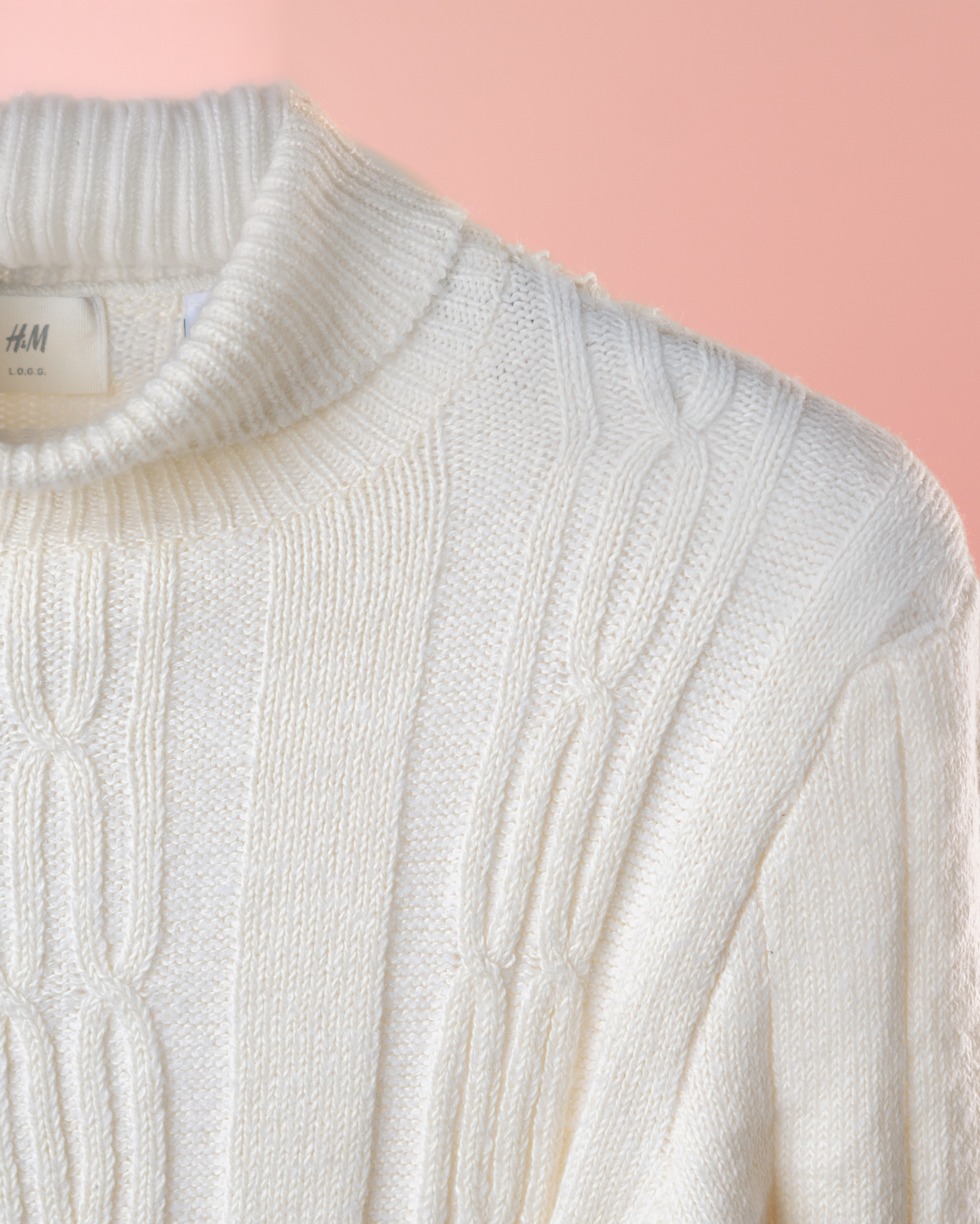 H&M TEE NECK S SHIRT